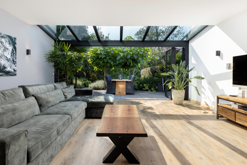 Inspiration for a modern conservatory.