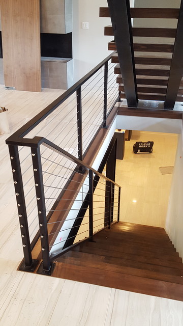 I-beam stringer stair system and cable railing