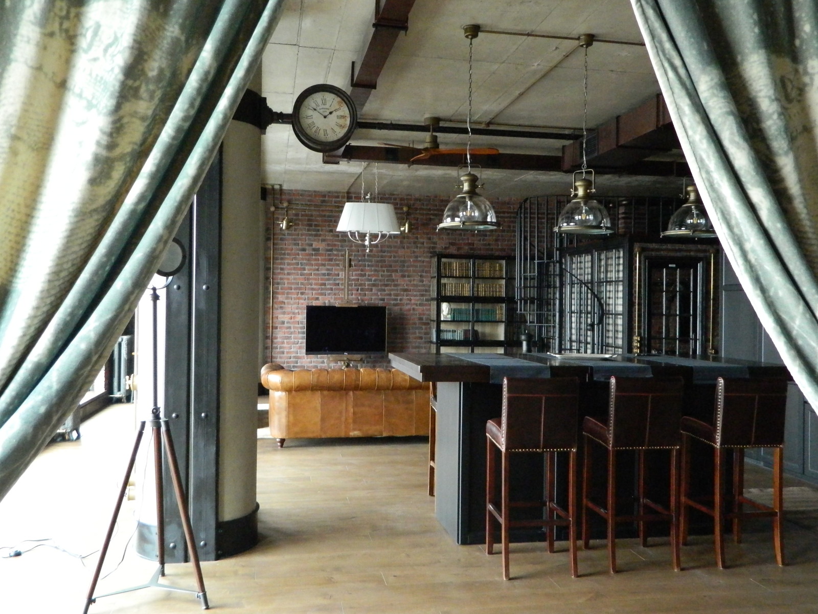 Лофт в жилом комплексе "4 winds"