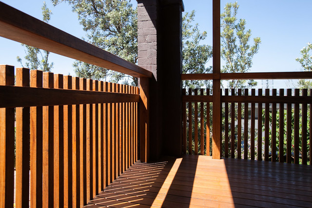 Mondrian midcentury-deck