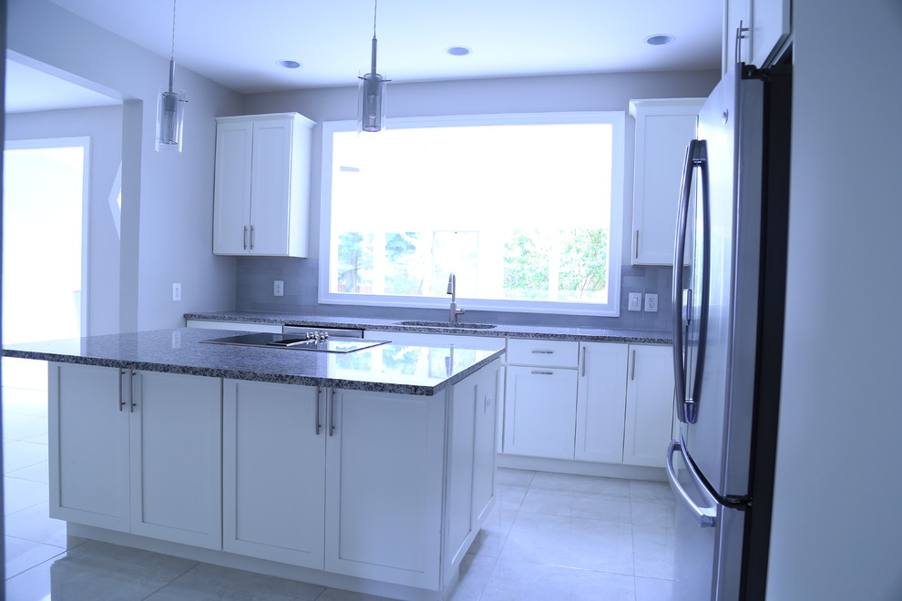 Transitional kitchen photo in DC Metro