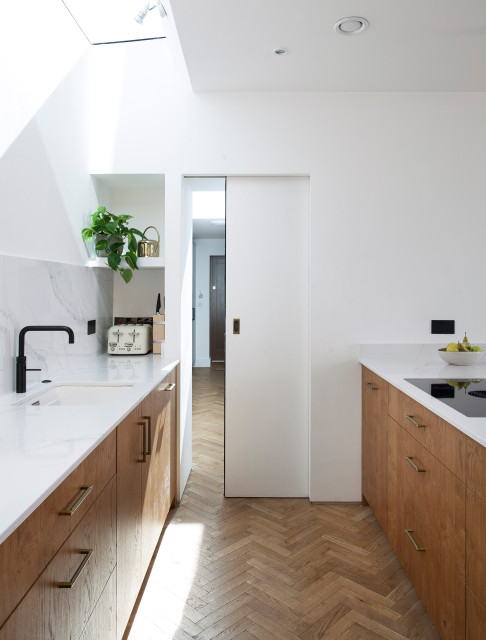 Clontarf modern-kitchen