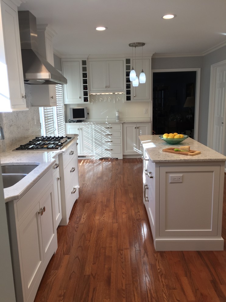 White Kitchen with Full-height backsplash