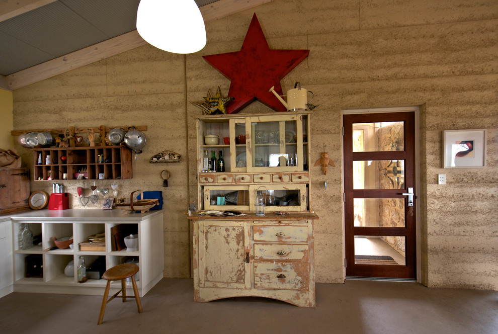 Inspiration for a traditional kitchen in Adelaide.