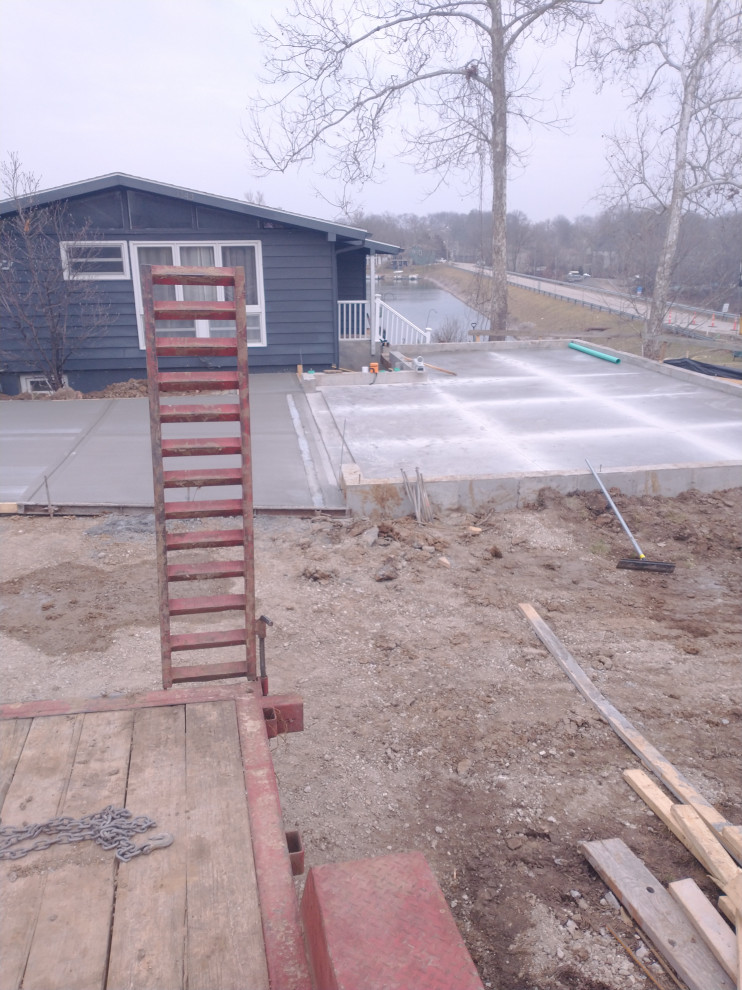 Garage Build in Lake Waukomis, MO