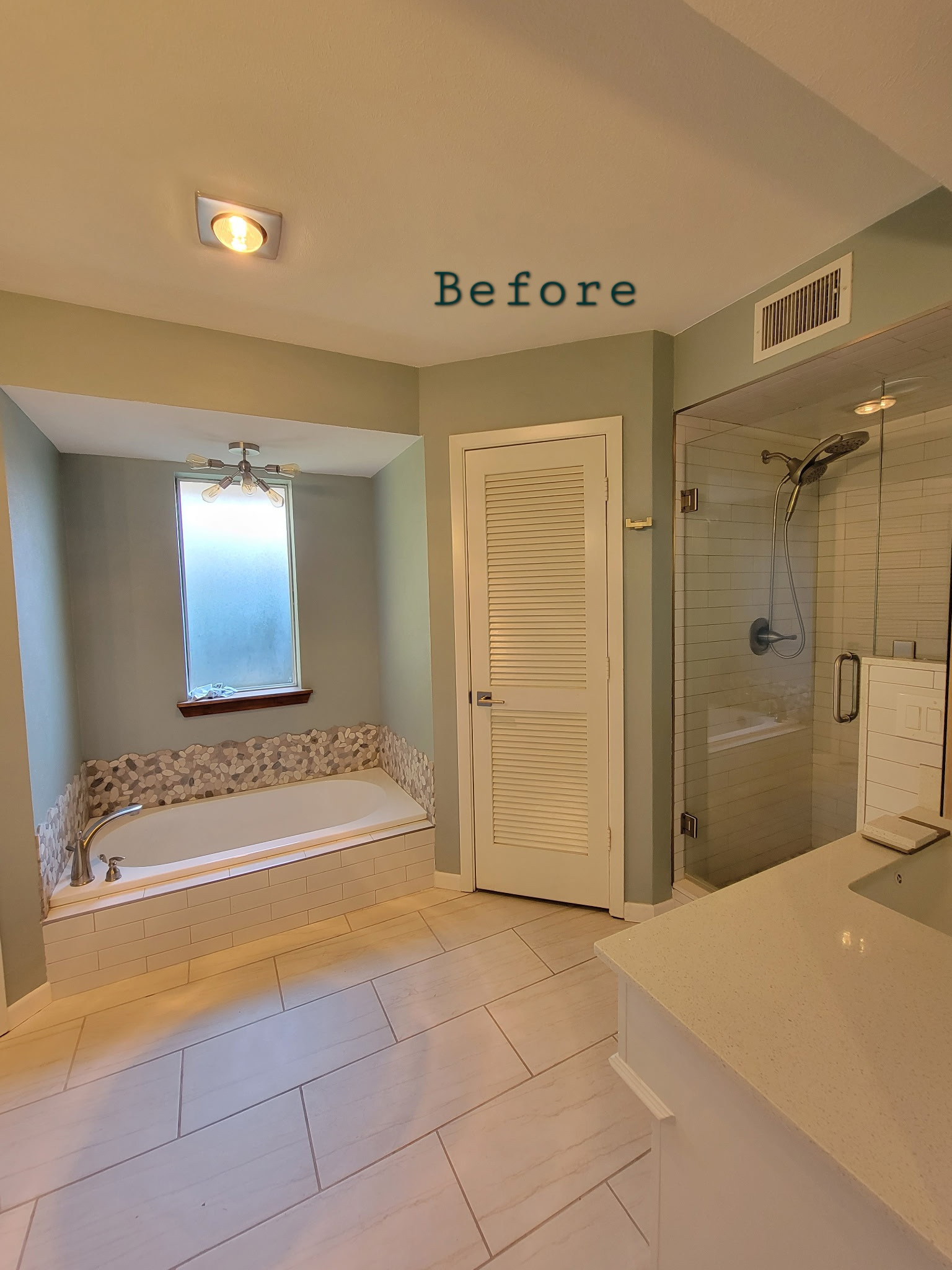 CONTEMPORARY MASTER BATHROOM WITH WALKING CLOSET