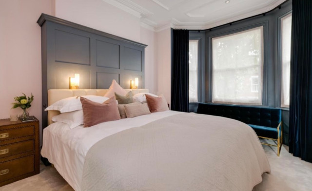 First Floor Master Bedroom contemporary-sovrum