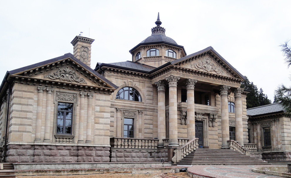 Строительство домов – реализованные фасады