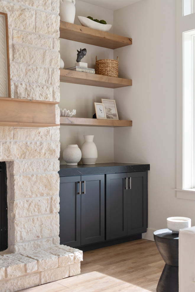 Project Saddle & Stone