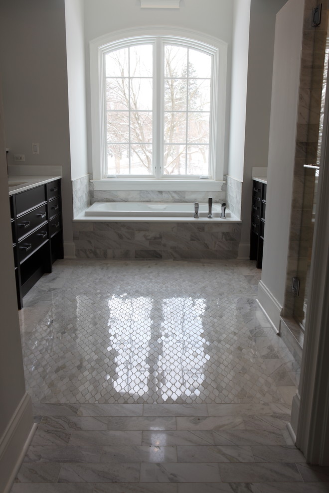 Home design - transitional home design idea in Chicago