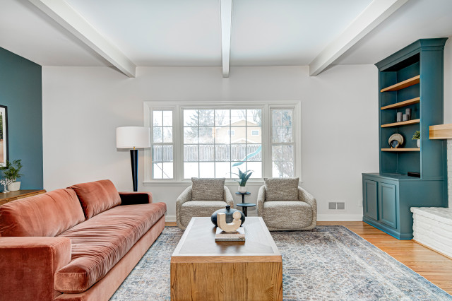 Devonshire Transitional Renovation nyklassisk-vardagsrum