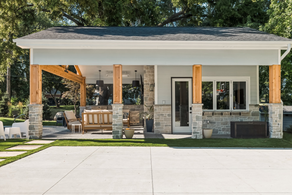 Pool House