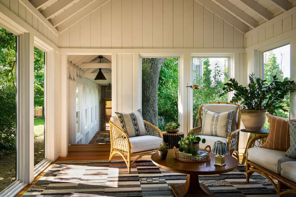Sunroom - country sunroom idea in Chicago