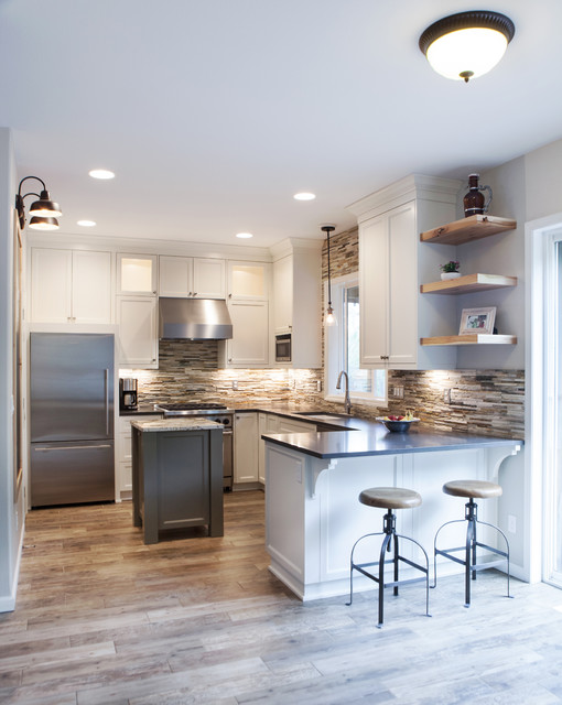 Woodhaven Transitional Kitchen clasico-renovado-cocina