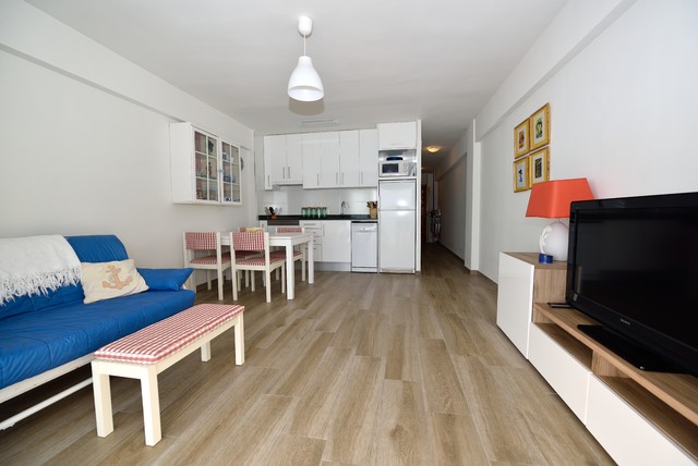 Apartamento Playa coastal-family-room