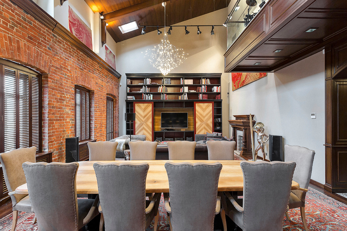 "Нехорошая квартира"