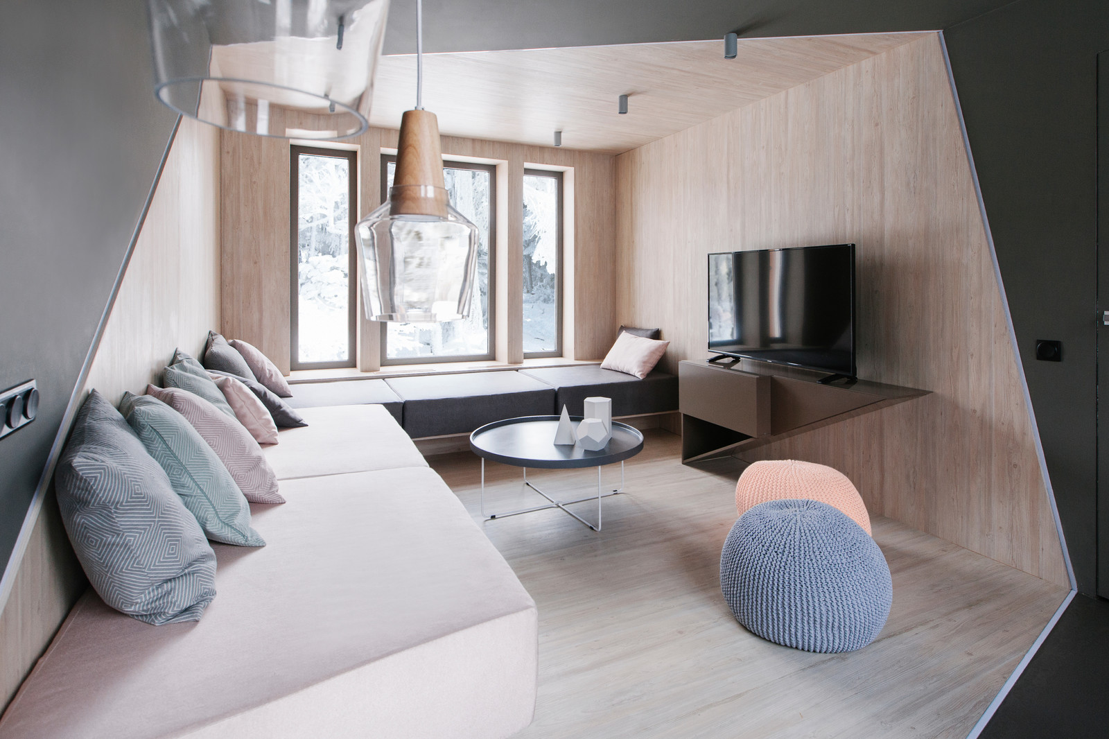 Ассиметричная гостиная для "Дачного ответа"