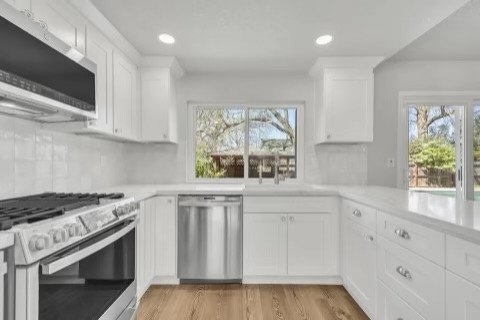 Fair Oaks Coastal Transitional Kitchen