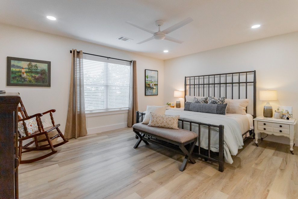 6302 Lynn Lane - Reit Above It All