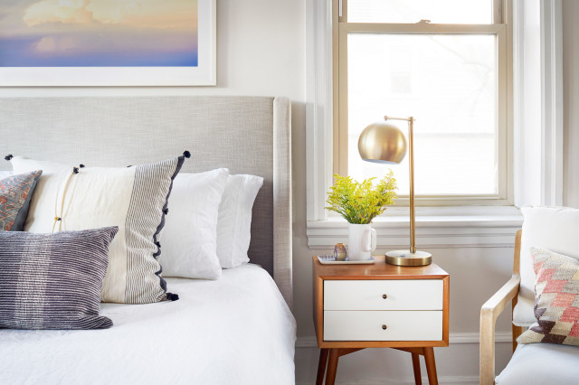 How to Create a Joyful, Clutter-Free Bedroom