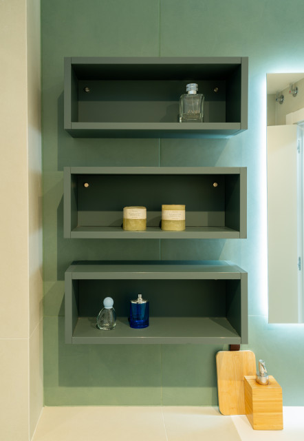 SITGES coastal-bathroom