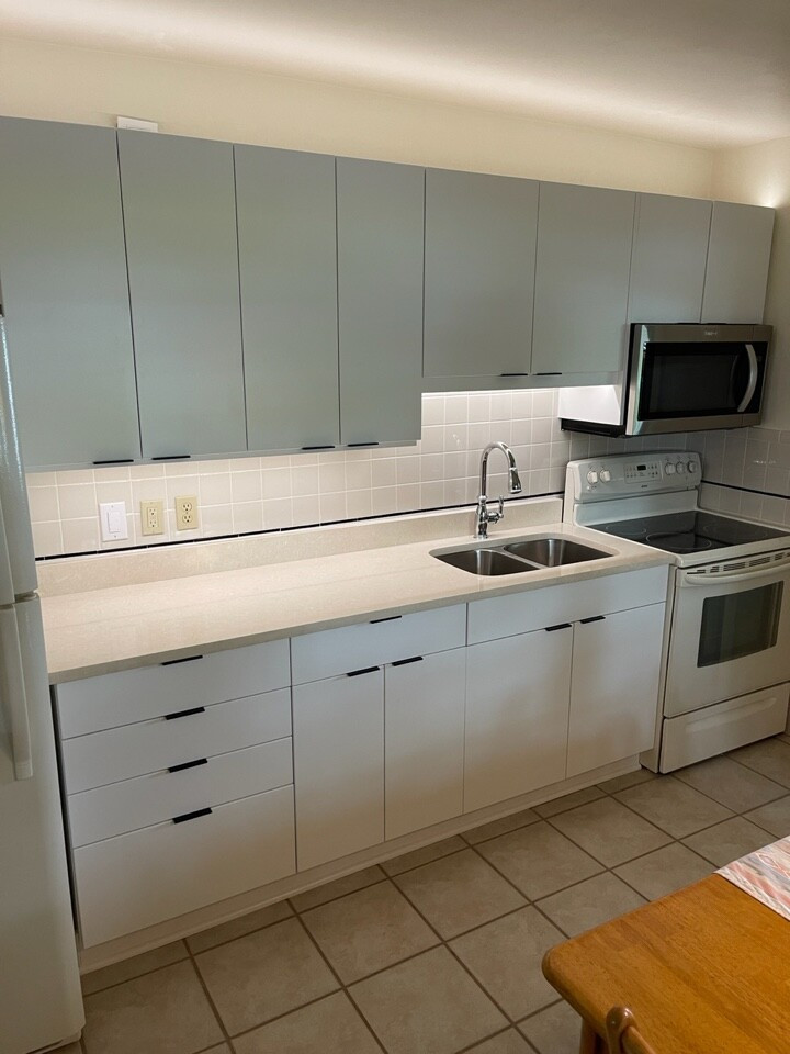 Small Kitchen Remodel Done With New White Cabinets - Modern - Kitchen ...