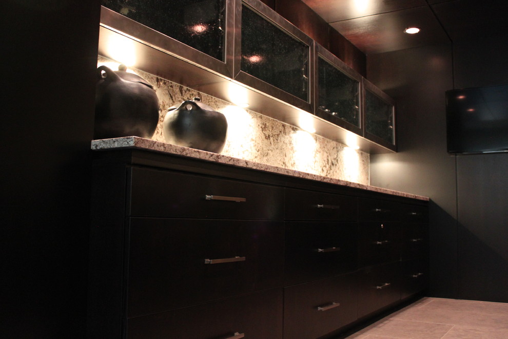This is an example of a transitional kitchen in Indianapolis.