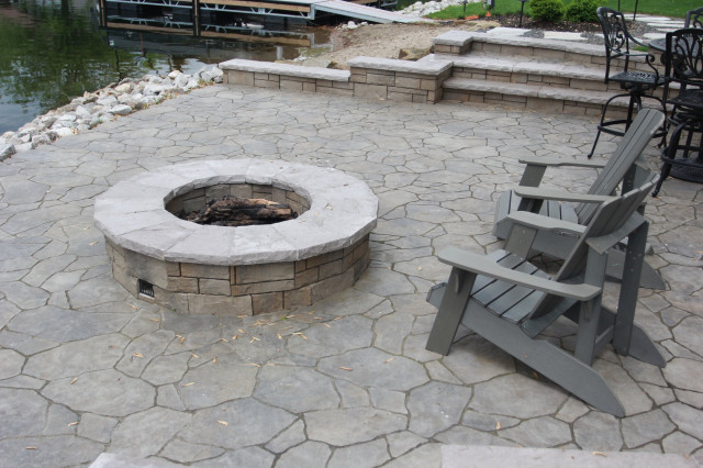 Hardscaping american-traditional-patio