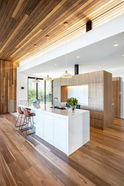 Longeuville Project modern
