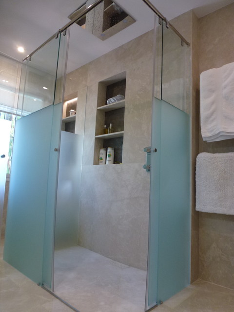 REFORMA BA&Ntilde;OS "BURB" modern-bathroom