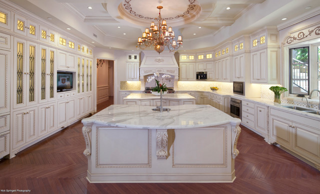 Marble Countertop Calacatta Gold American Traditional Kitchen