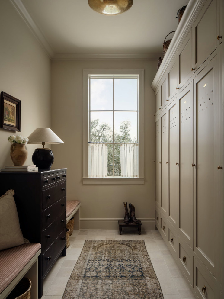Home design - transitional home design idea in Austin