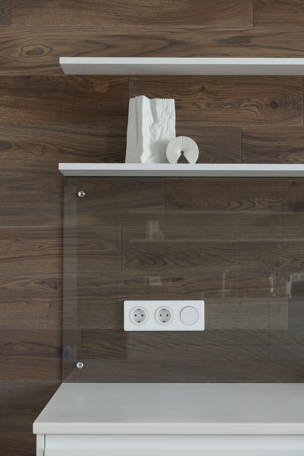 White and Wood Интерьер квртиры в ЖК "Лермонтов" в Ростов-на-Дону