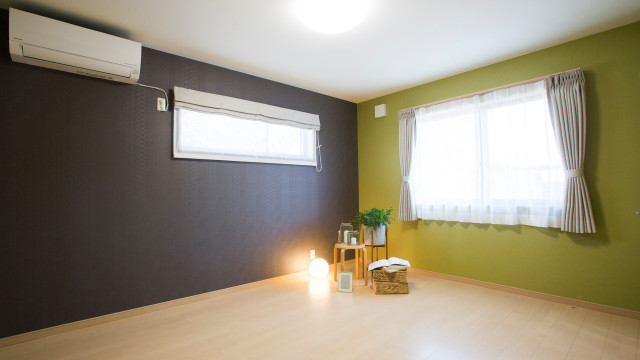寝室 japanisch-modern-schlafzimmer