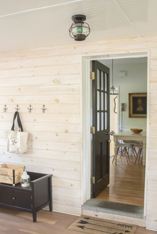 Example of a country sunroom design in New York