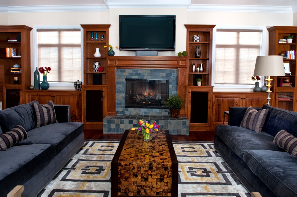 Design ideas for a transitional living room in Denver.