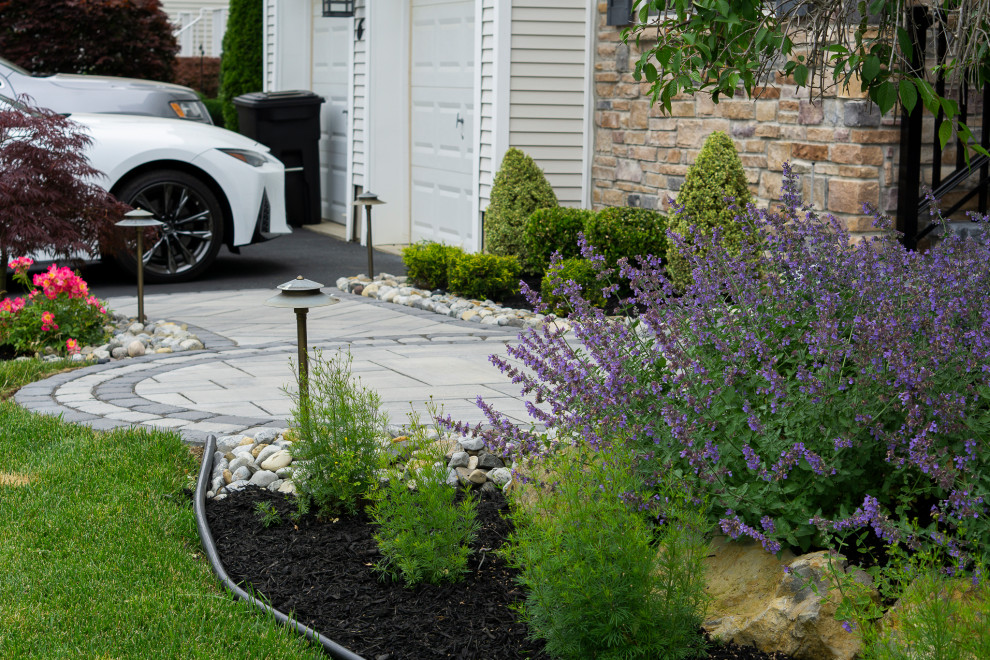 Manalapan, NJ: Front Porch and Landscaping