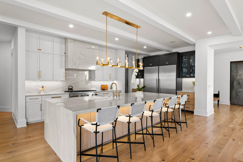 Inspiration for a transitional kitchen remodel in Charlotte