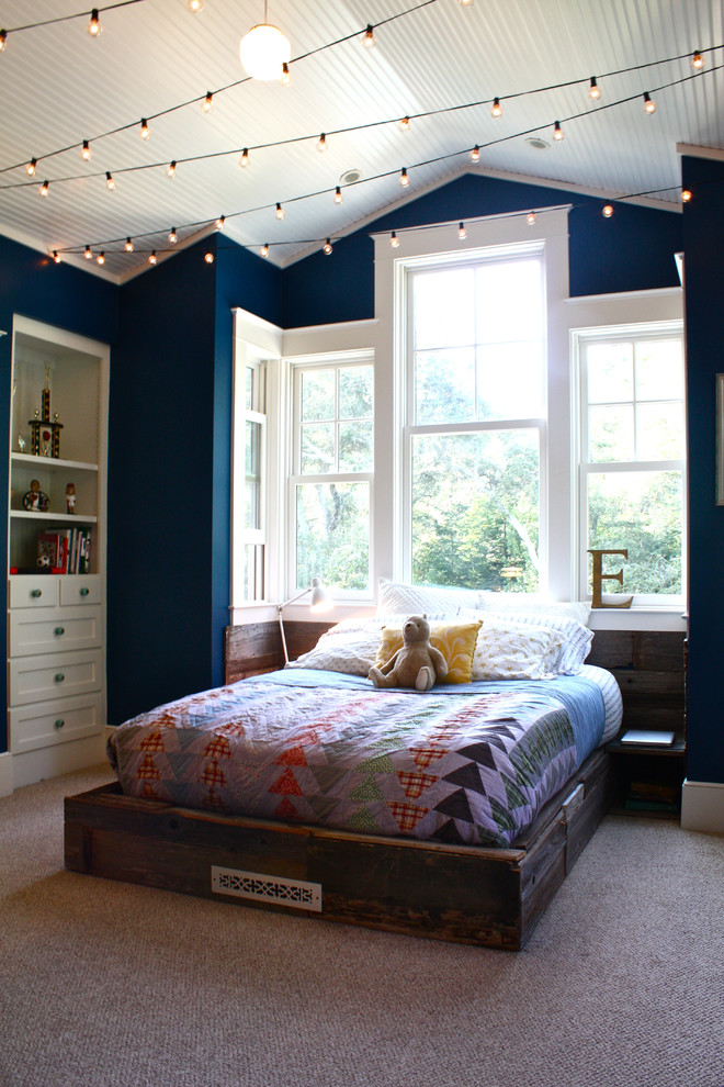 Design ideas for a traditional kids' room in San Francisco with blue walls.