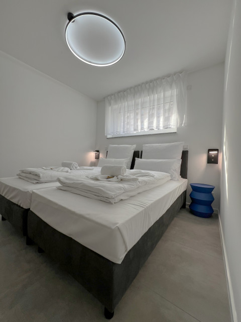 2024_XZLLENZ scandinavo-camera-da-letto