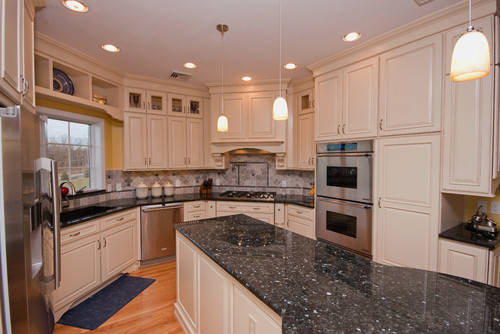 Emerald Pearl Granite Kitchen Countertops Design Ideas