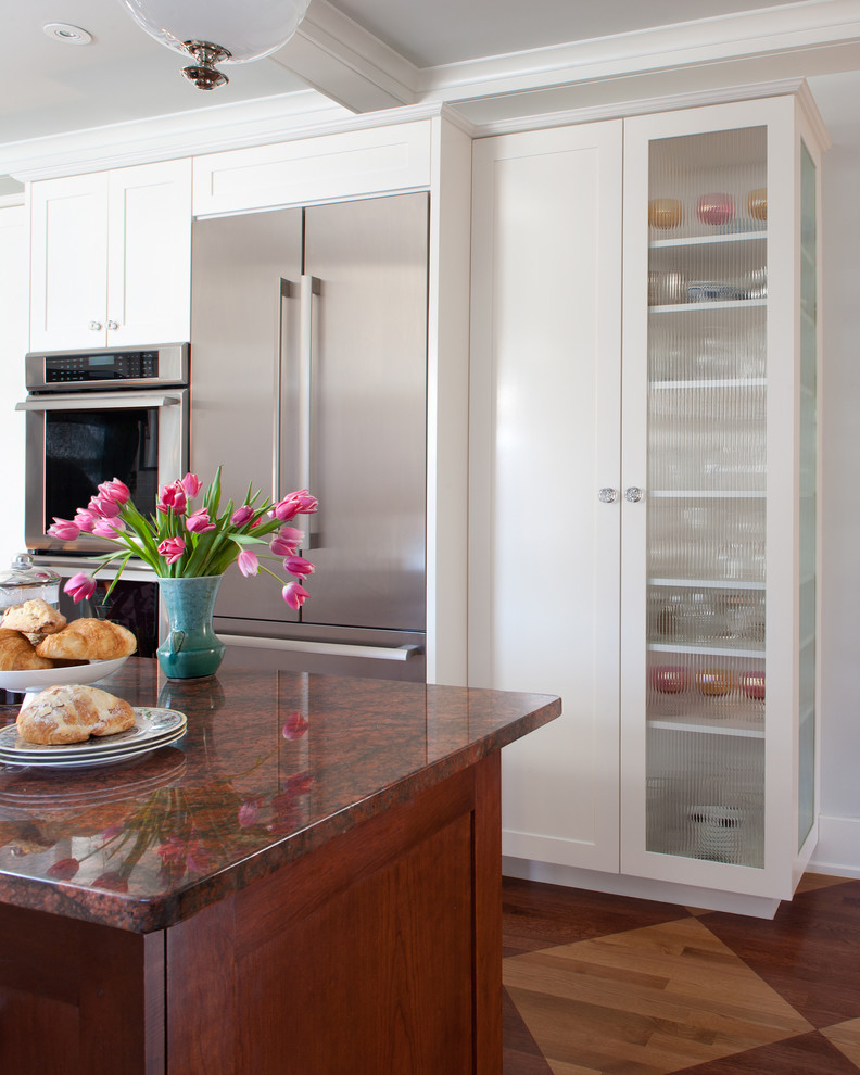 Kitchen - eclectic kitchen idea in Denver