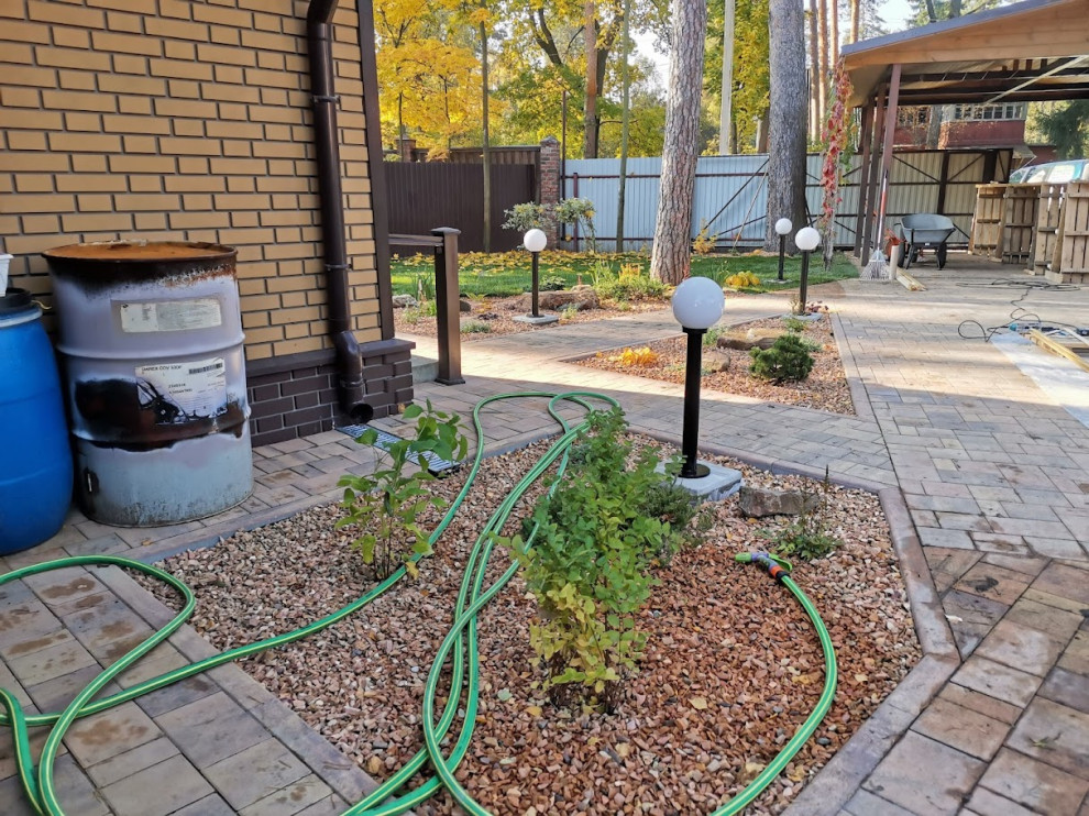 Реализация ландшафтного проекта на площади 300м2.