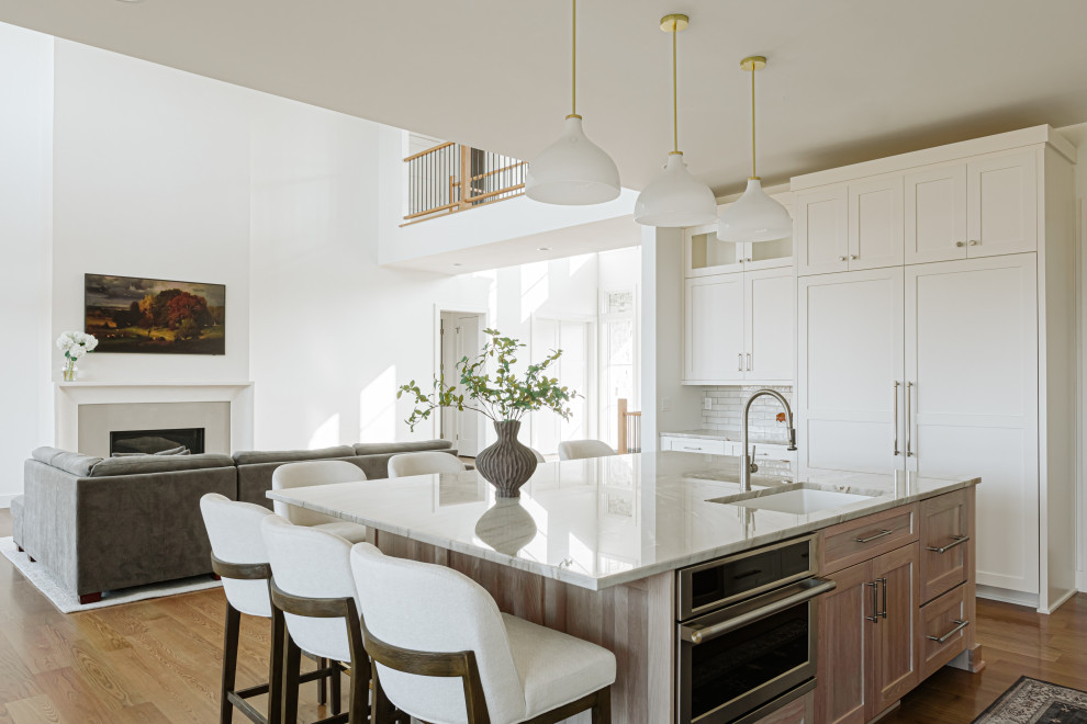 Transitional kitchen photo in Omaha