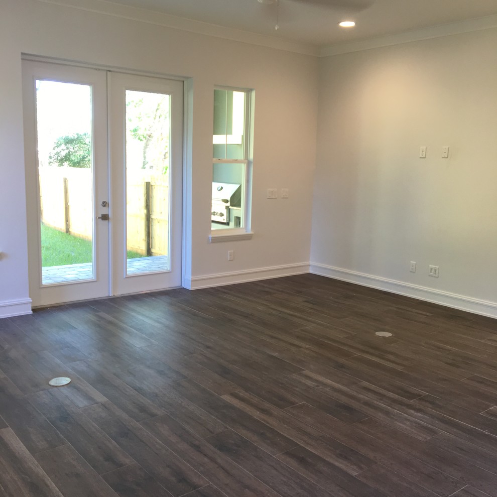 Home design - transitional home design idea in Orlando
