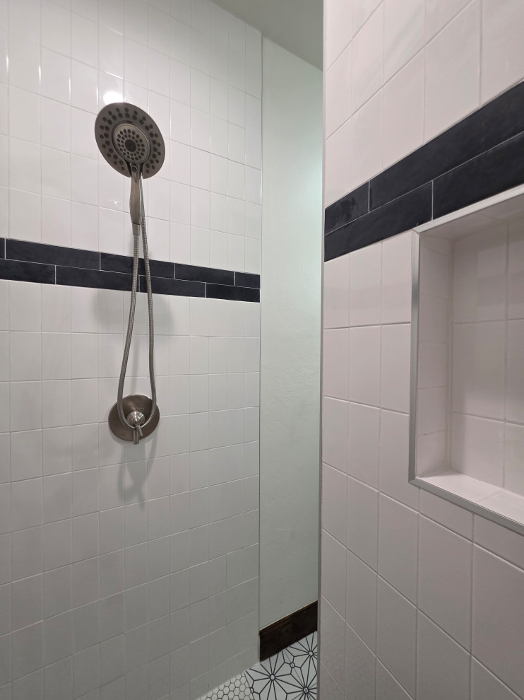 The shower has built in alcoves