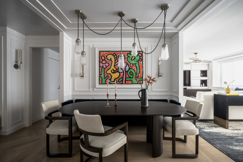 Dining room - transitional dining room idea in New York