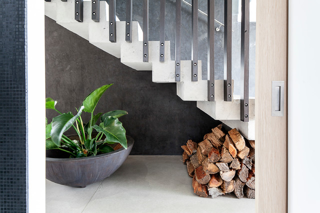 Mooloolaba Beach contemporary-trappa