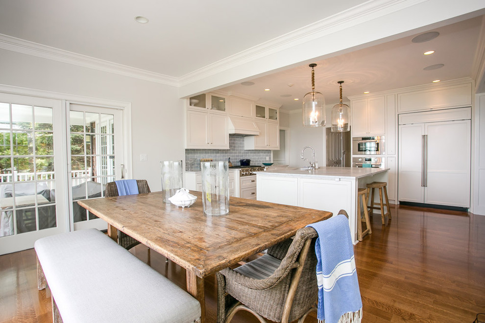 Transitional kitchen photo in New York