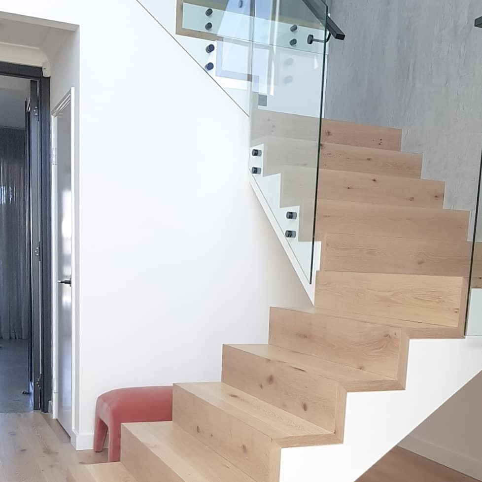Design ideas for a modern staircase in Perth.